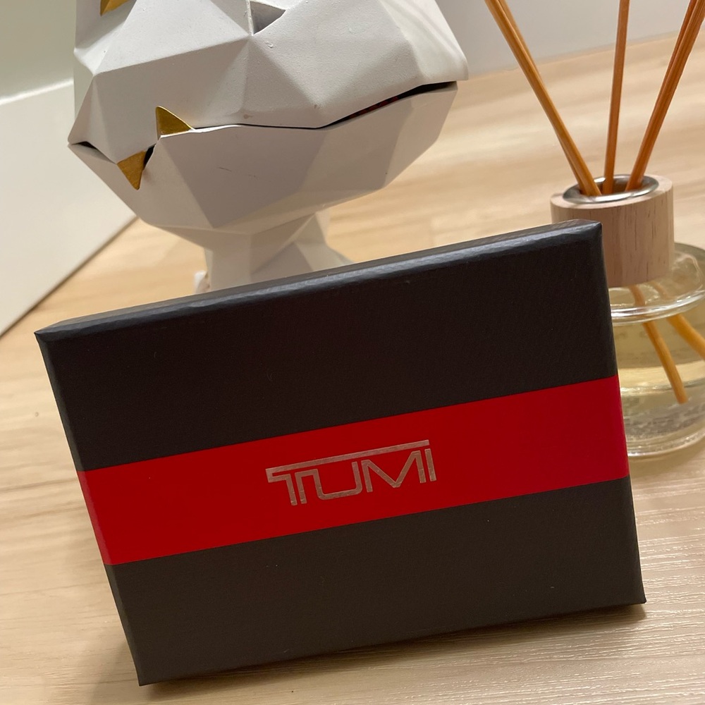 Tumi  Card holder/Wallet
